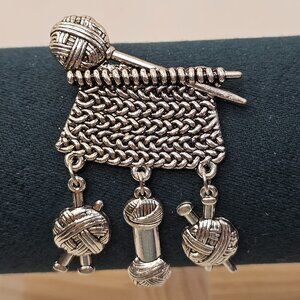 Silver Tone Knitting Brooch Charms Unmarked Pin Dangling Yarn Needles